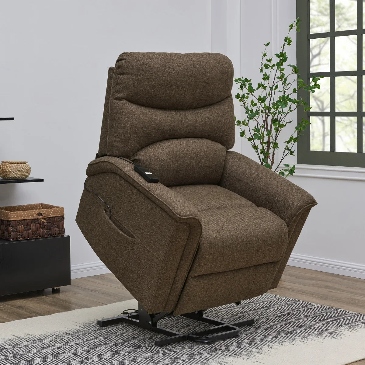 Thomas Fabric Lift Chair