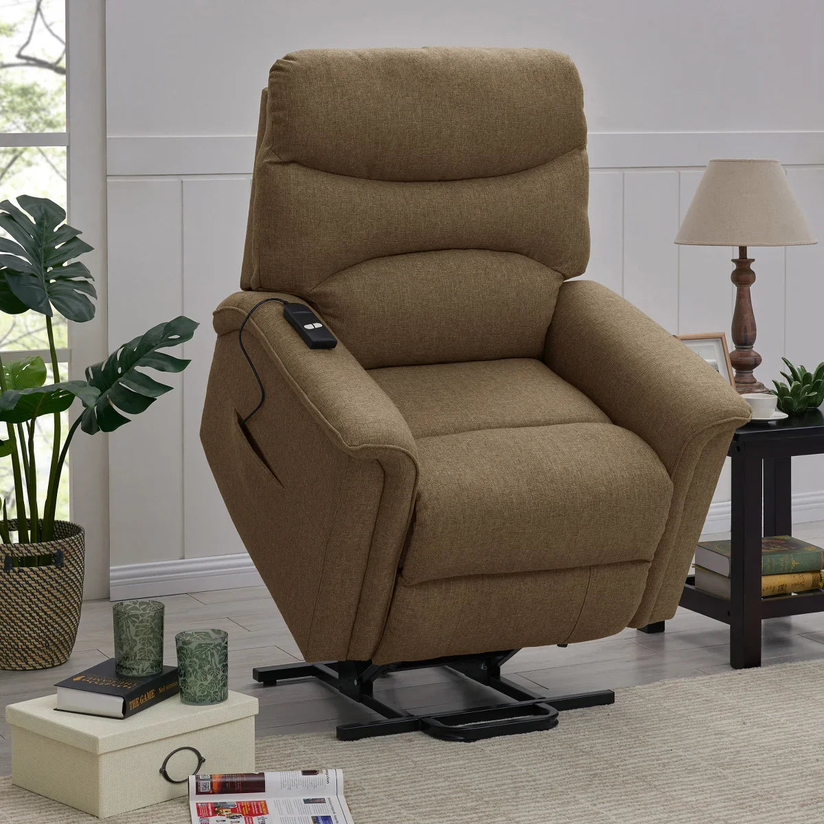 Thomas Fabric Lift Chair