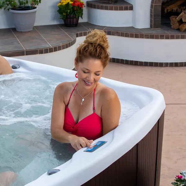 Aquaterra Spas Aryana 45-jet, 5-person Rotomolded Spa