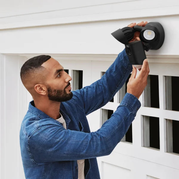 Ring Floodlight Cam Wired Plus with Chime Pro 2.0 (2nd gen)