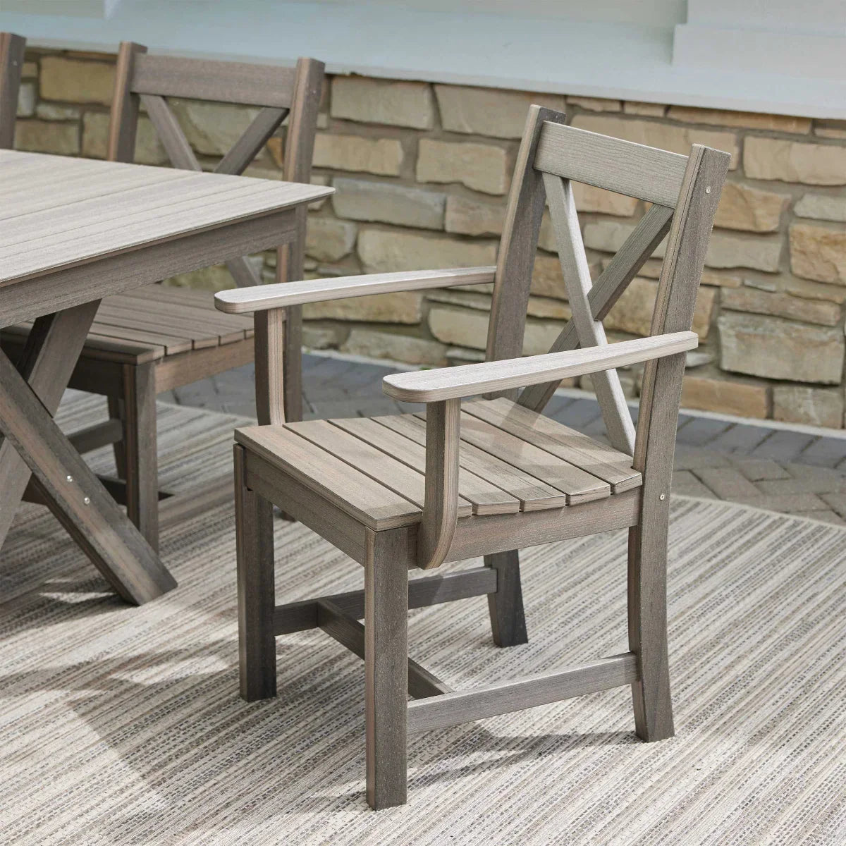 Leisure Line 7-piece Outdoor Dining Set by Tangent
