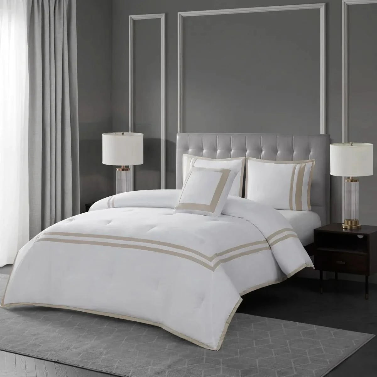 West Park Hotel Border 4-piece Comforter Set