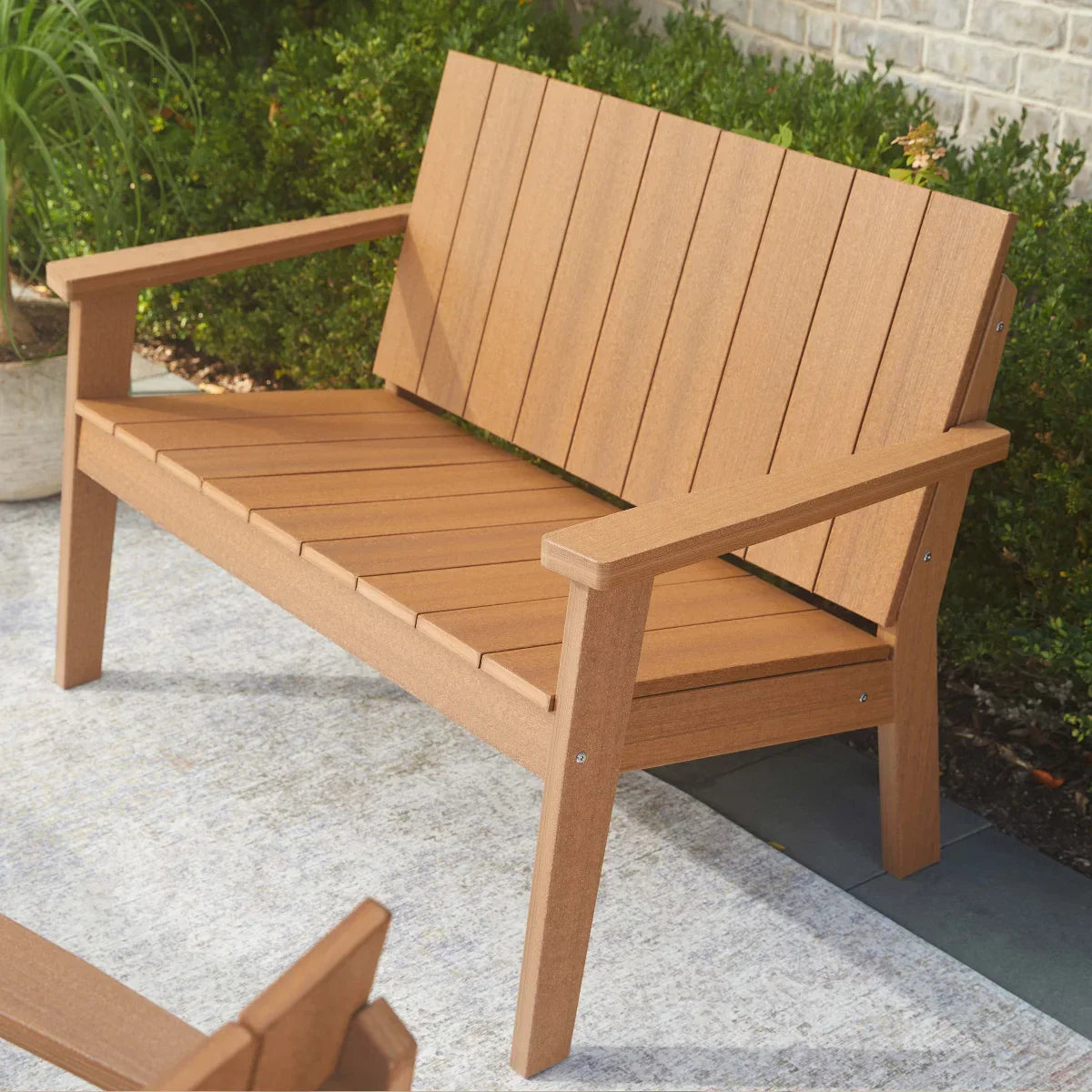 Leisure Line 4-piece Outdoor Seating Set by Tangent