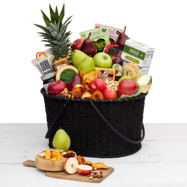 The Fruit Company Season's Abundance Fruit Basket, 21 lb
