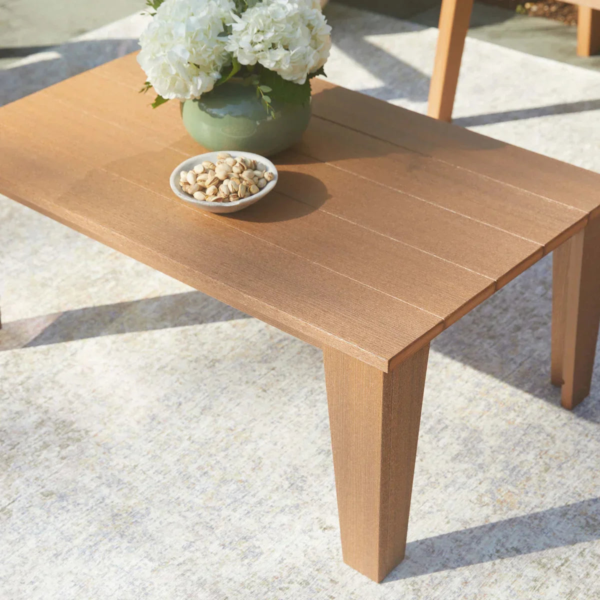 Leisure Line 4-piece Outdoor Seating Set by Tangent