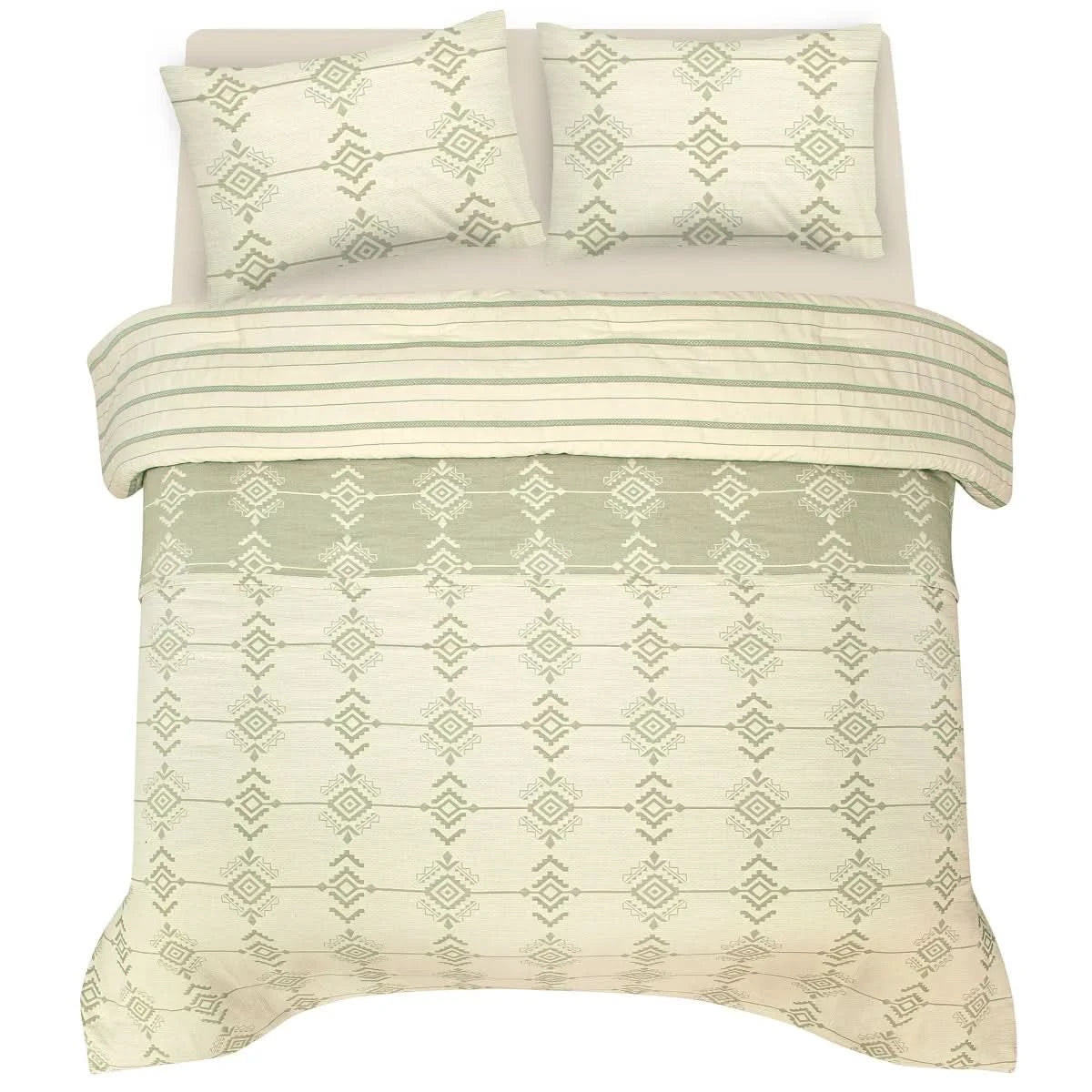 Heritage Threads 4-Piece Coverlet Set with Comforter
