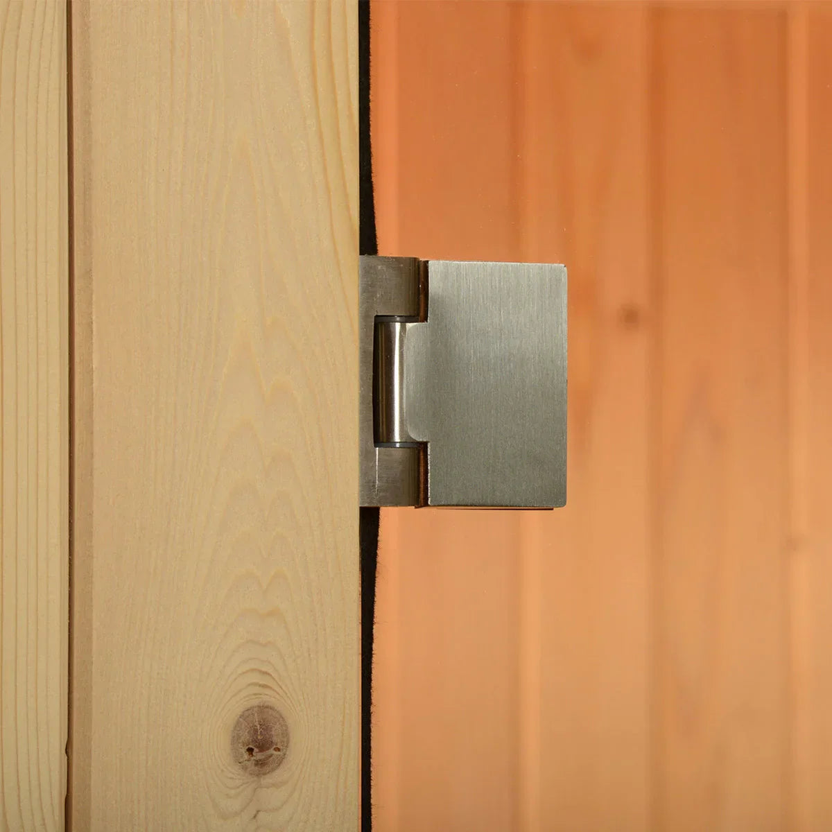 Almost Heaven Saunas Emerson 6-person Barrel Sauna