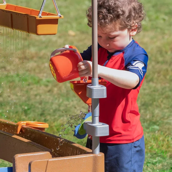 Step2 Pump & Splash Shady Oasis Water Activity Center