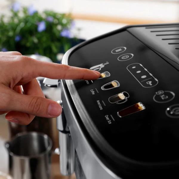 De'Longhi Magnifica Evo Automatic Espresso Machine with Frother and Preset Recipes