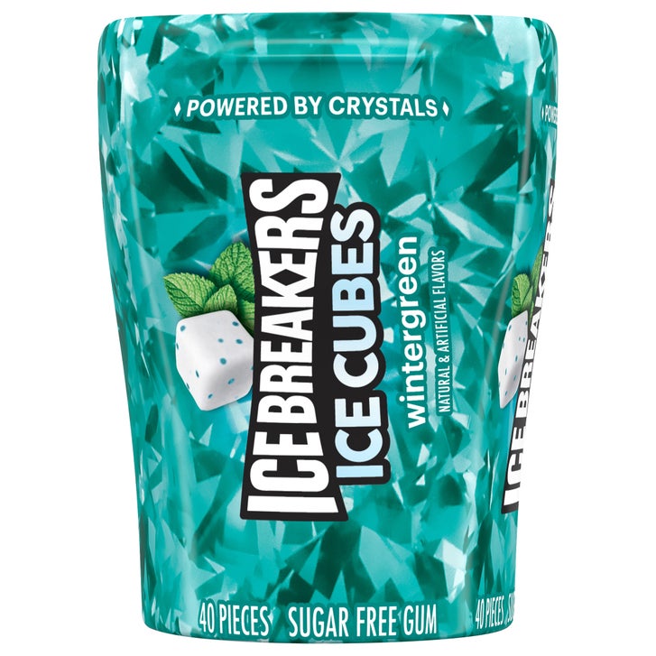 Ice Breakers Ice Cubes Sugar Free Gum, Wintergreen, 40 pieces, 4-count