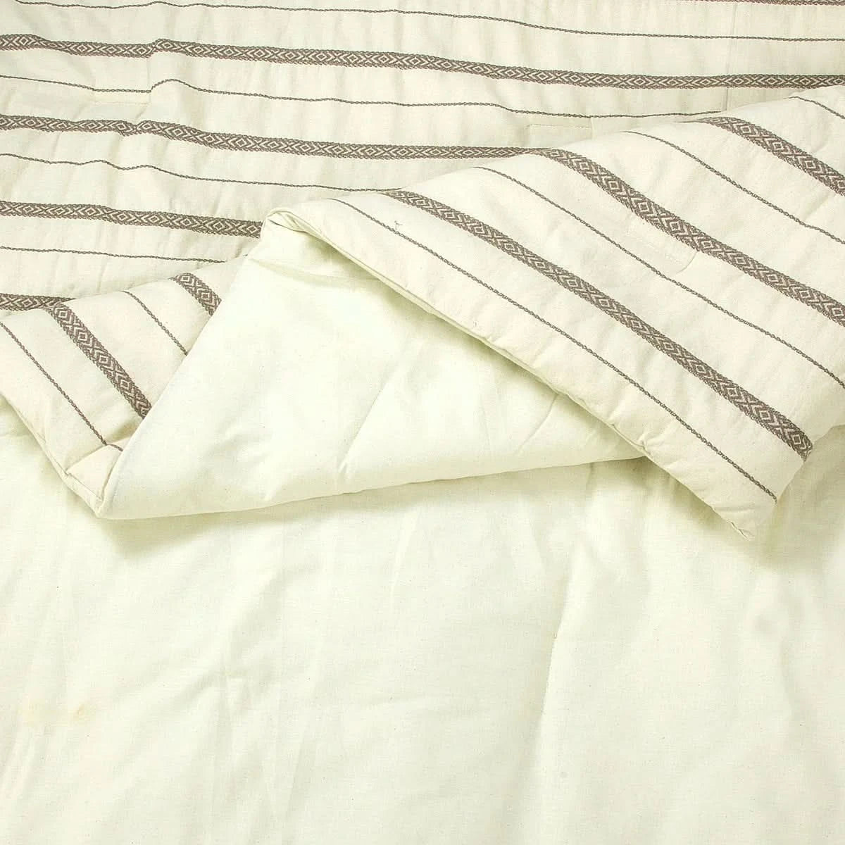 Heritage Threads 4-Piece Coverlet Set with Comforter