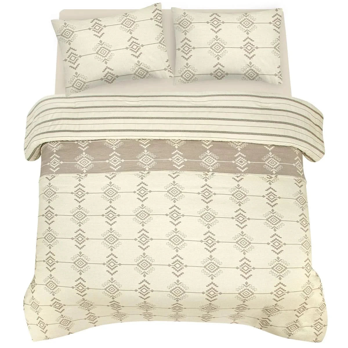 Heritage Threads 4-Piece Coverlet Set with Comforter