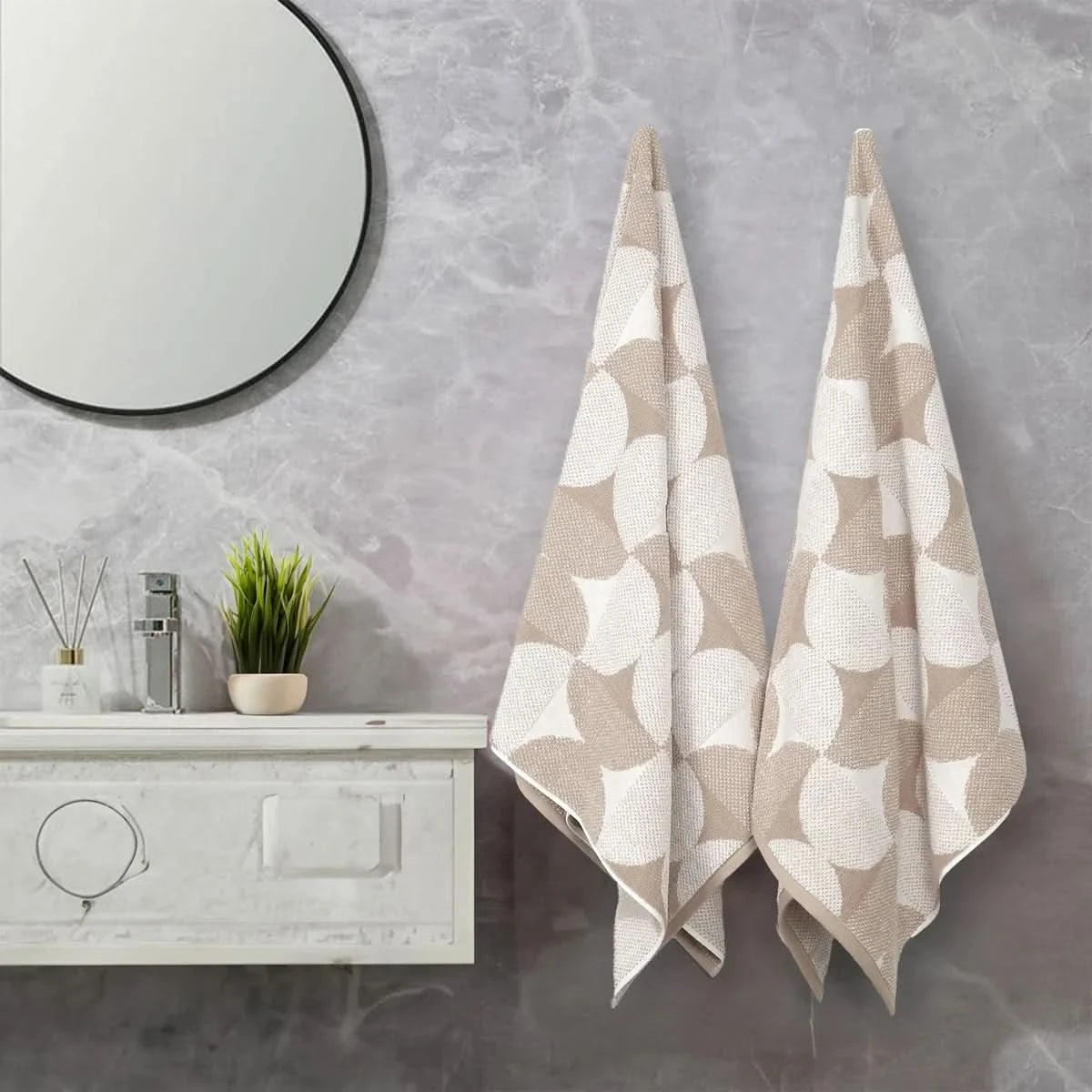 Izzy Bath Towel 2-piece Set