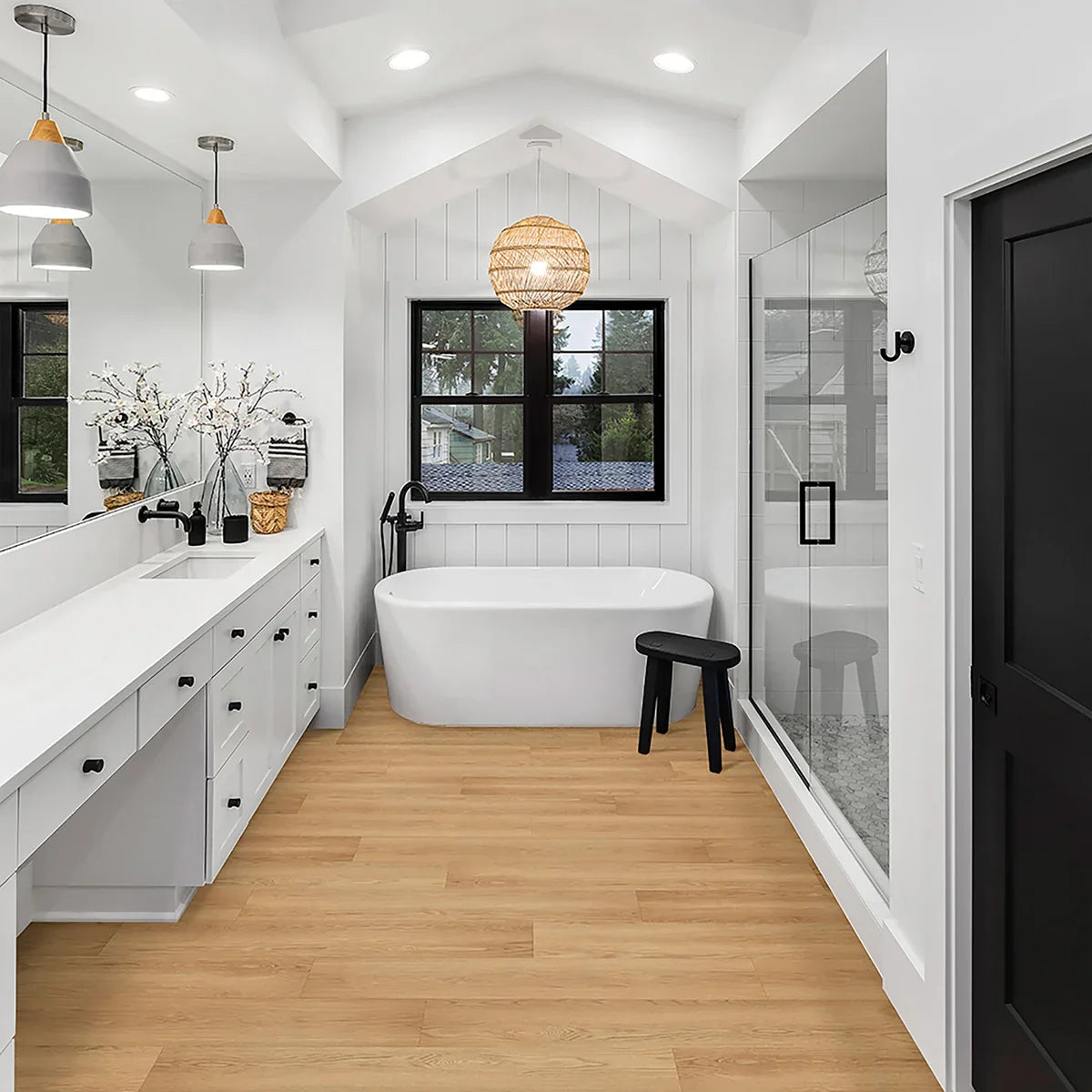 Mohawk Home 9.5in. Waterproof 22-mil Wear Layer LVP 6mm Plank Flooring