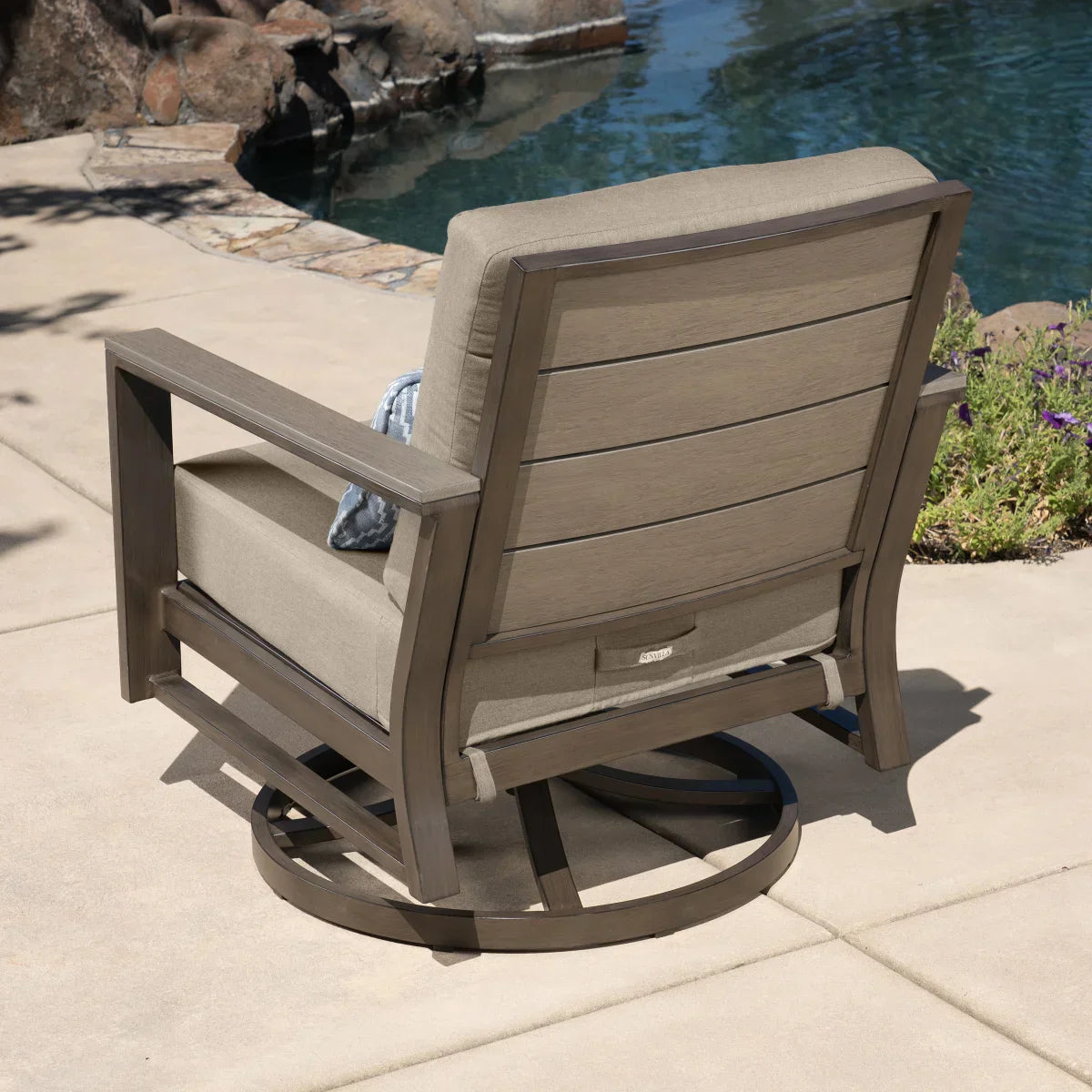 SunVilla Nichols 4-piece Outdoor Patio Seating Set