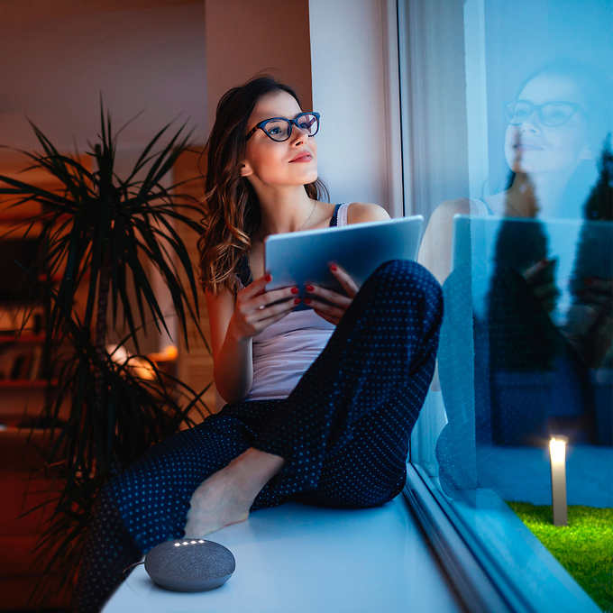 Atomi Smart Wi-Fi Platea Outdoor Pathway Lights