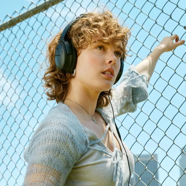 Bose QuietComfort SC Noise Cancelling Headphones