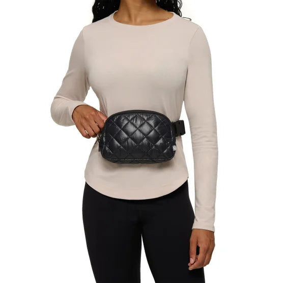 Lolë Unisex Quilted Belt Bag