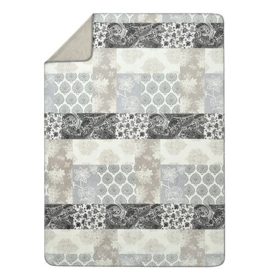 Casual Living Reversible Luxe Plush Throw