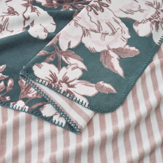 Casual Living Reversible Luxe Plush Throw