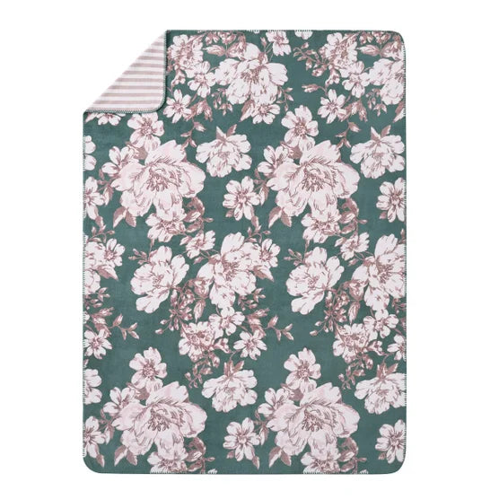 Casual Living Reversible Luxe Plush Throw