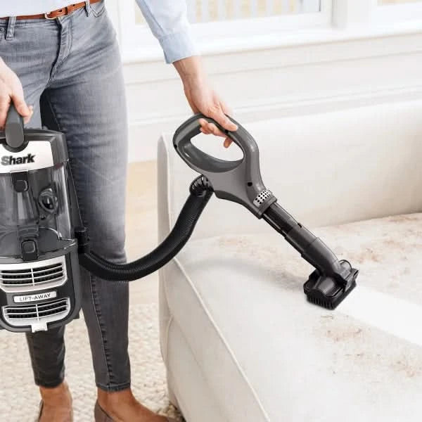 Shark Navigator Lift-Away Upright Vacuum with PowerFins HairPro