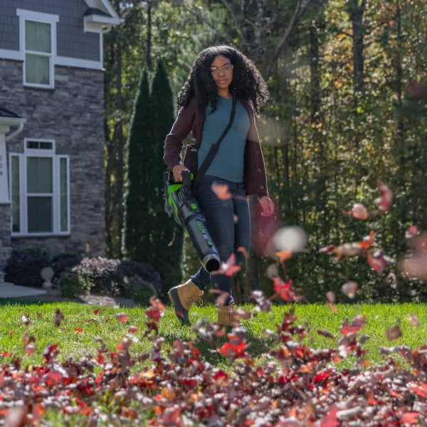 Greenworks 80V 800CFM Brushless Leaf Blower w/ 4Ah Battery & Charger