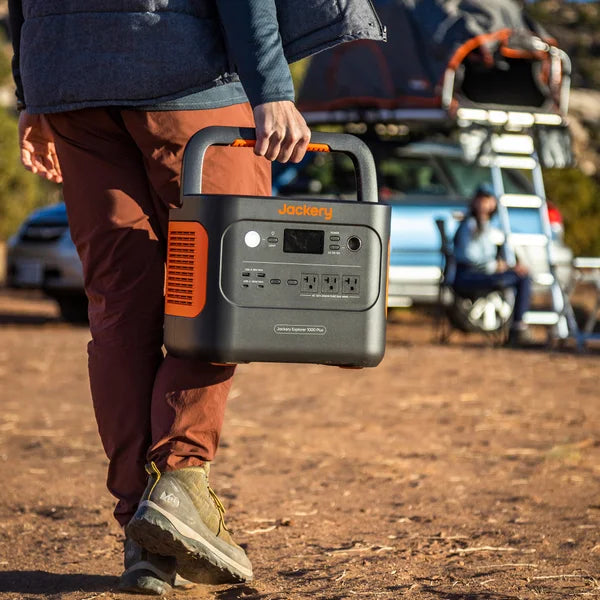 Jackery 1000 Plus Solar Generator with Mini 100W Solar Panel