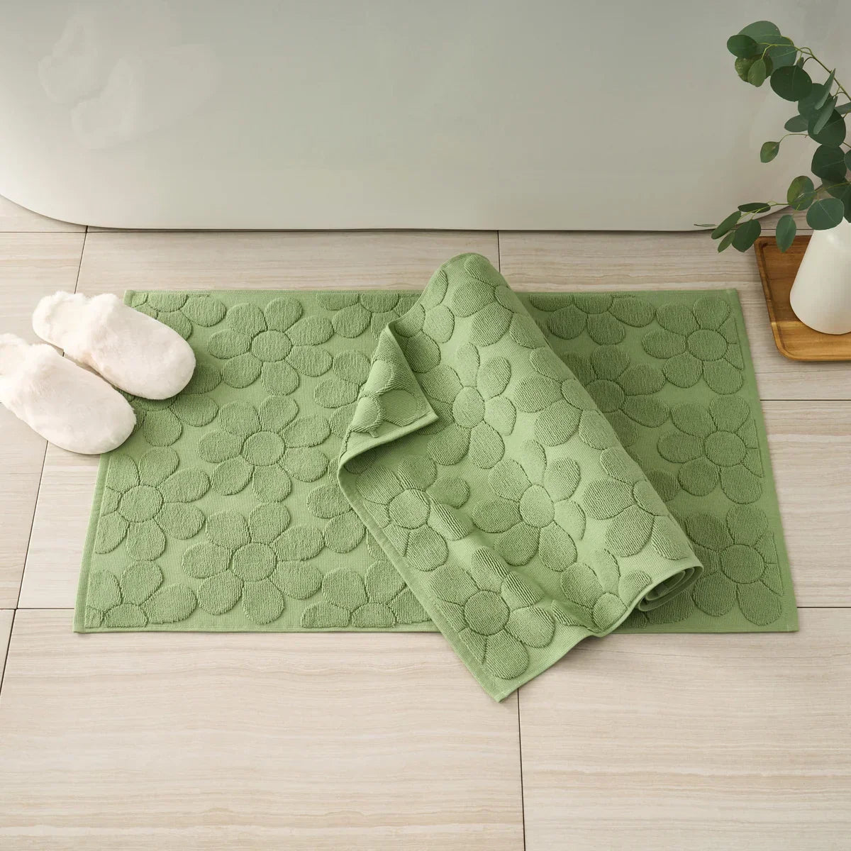 Charisma Daisy Tub Mat, 2 Pack
