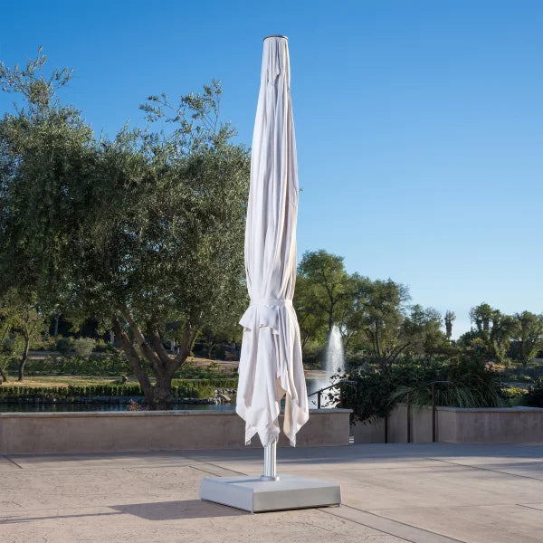 SunVilla 16.4' x 16.4' Telescopic Commercial Umbrella