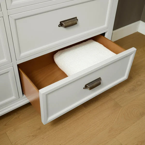 Wynne 8-drawer Chest