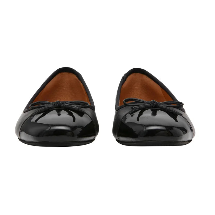 DV by Dolce Vita Women's Ballet Flat