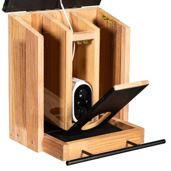 Smart Solar Bird Feeder