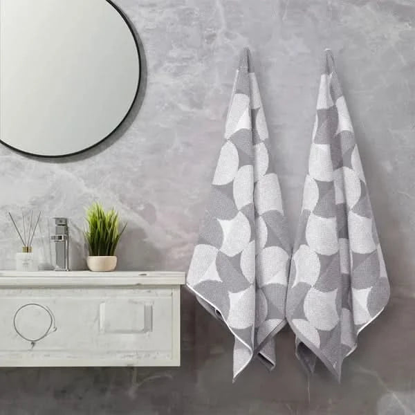 Izzy Bath Towel 2-piece Set