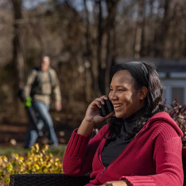 Greenworks 800CFM Backpack Blower (1) 4ah Battery and Leaf Tarp