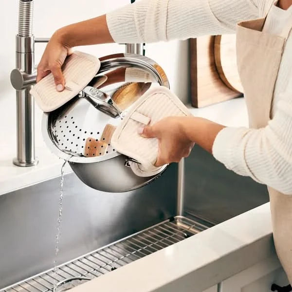 All-Clad Simply Strain, Stainless Steel Multipot with Straining Lid, 8-Quart