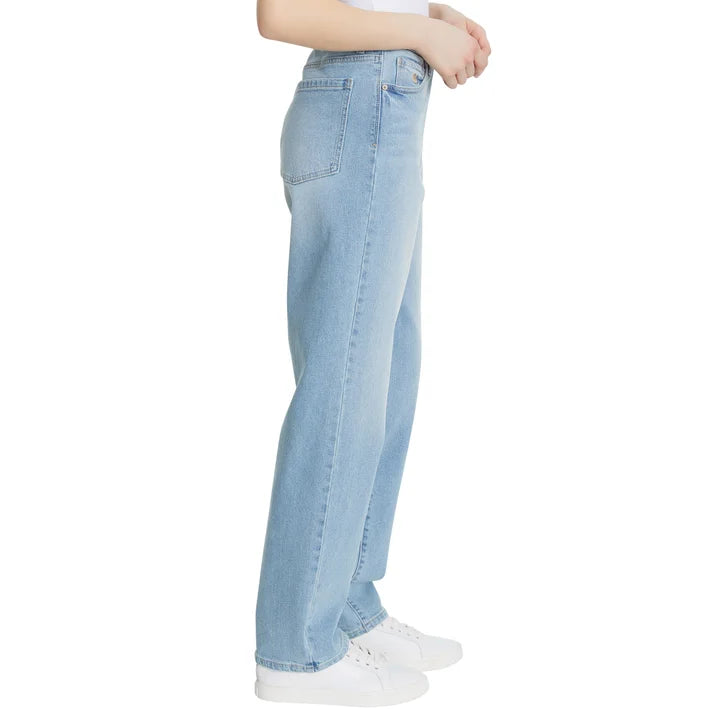 Gloria Vanderbilt Women's Straight Leg Jean