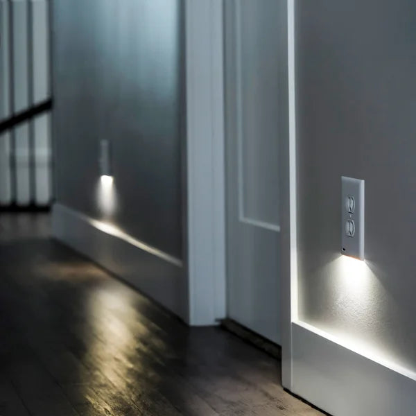 SnapPower GuideLight 2 LED Outlet Cover, 3-pack