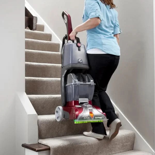Hoover PowerScrub Deluxe Carpet Cleaner with 64 oz Pet Carpet Cleaner Solution