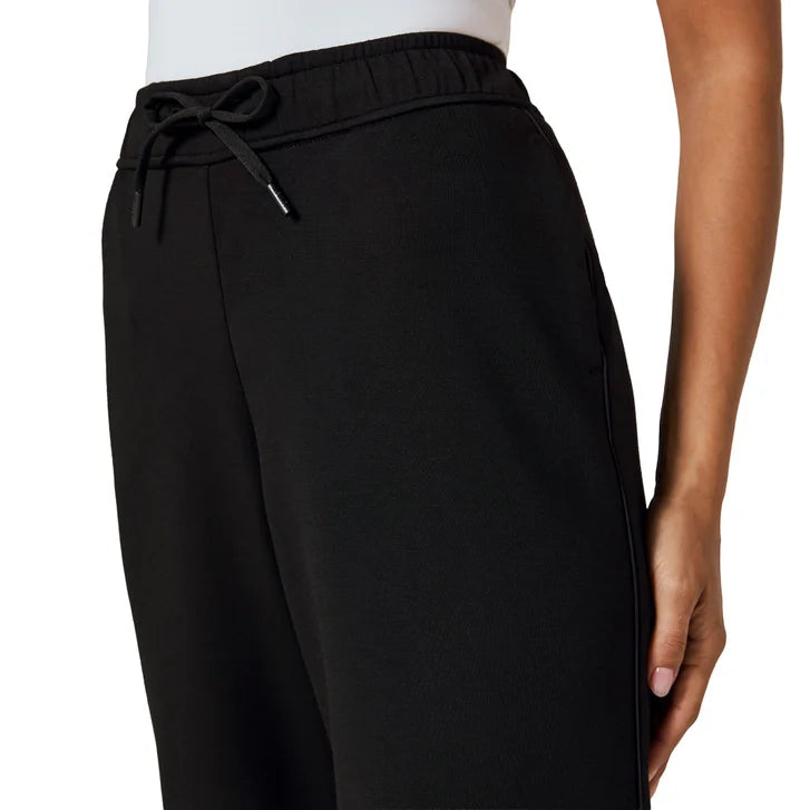Infinity Women's Straight Leg Pant