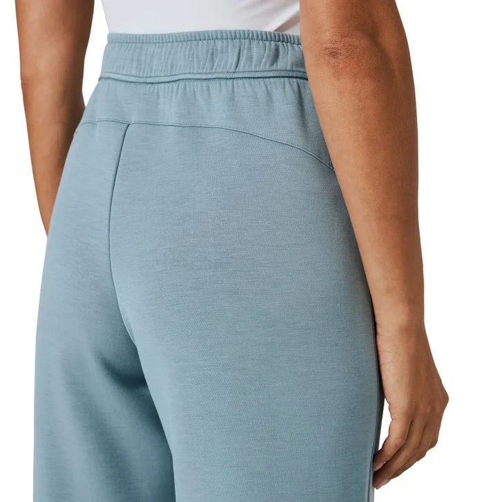 Infinity Women's Straight Leg Pant