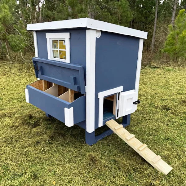 OverEZ Medium Chicken Coop with Feeder and Waterer
