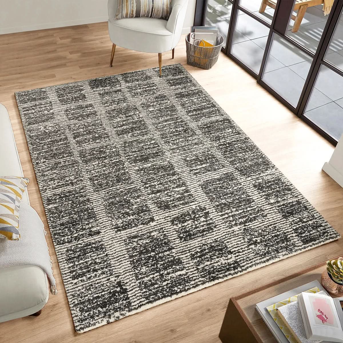 Foxwood Cozy Area Rug Collection, Alva Cream Charcoal