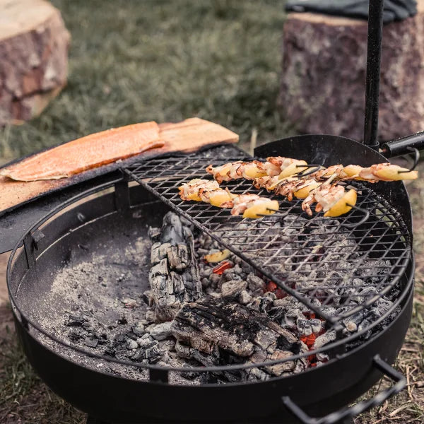 Barebones 23” Cowboy Fire Pit Grill