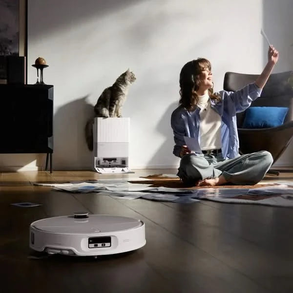 Roborock QX Revo ULTRA Robot Vacuum and Mop with 18,500 Pa HyperForce and Multifunctional Dock 3.0