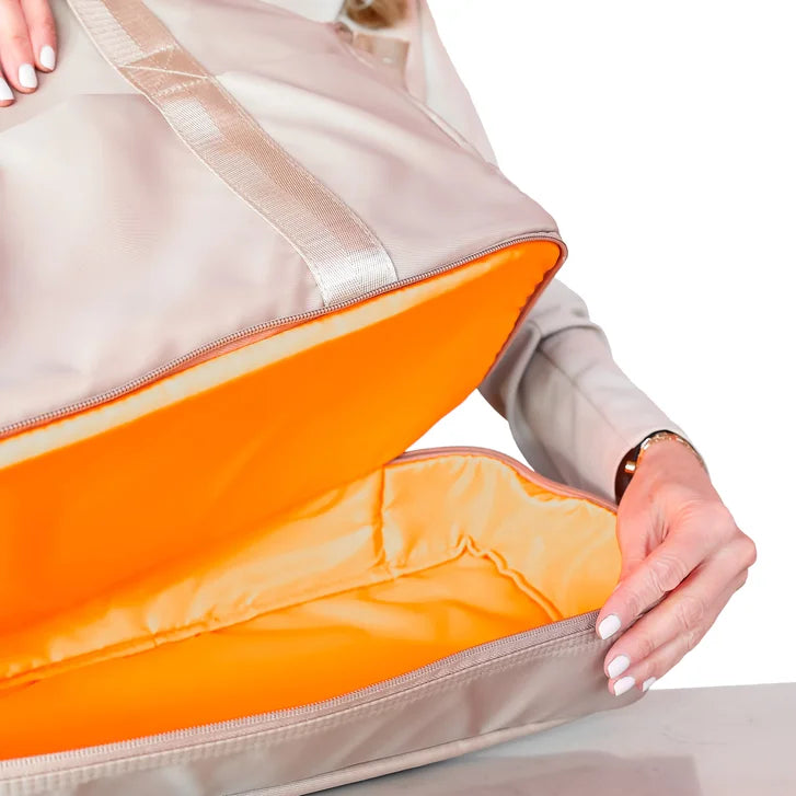 MYTAGALONGS Toronto Duffle Bag with Trolley Pass