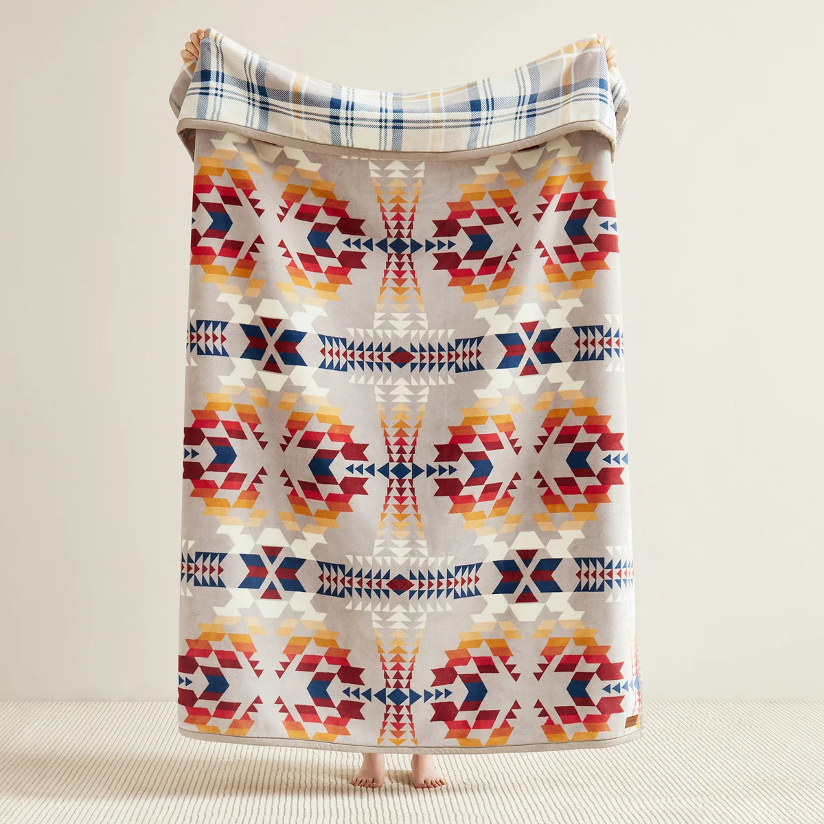 Pendleton Reversible Plush Throw