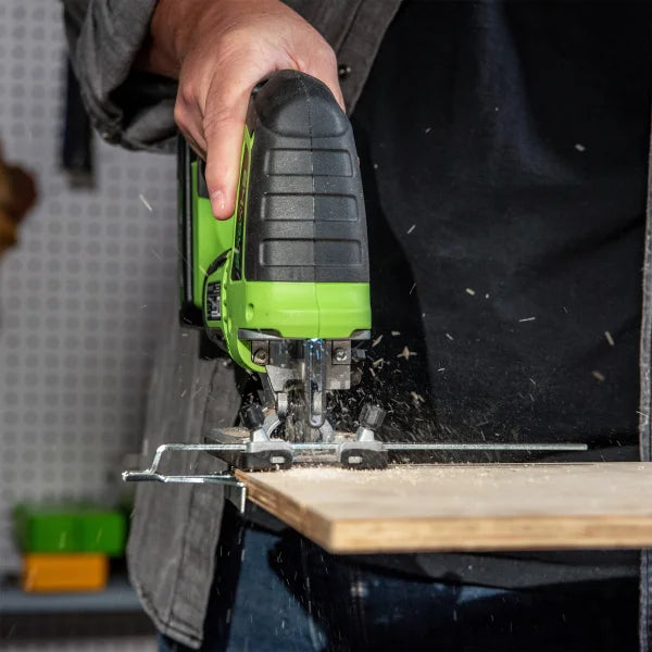 Greenworks 24V Brushless 1/2" 310 in/lbs Drill Kit & 24V Jig Saw