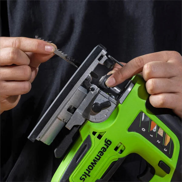 Greenworks 24V Brushless 1/2" 310 in/lbs Drill Kit & 24V Jig Saw