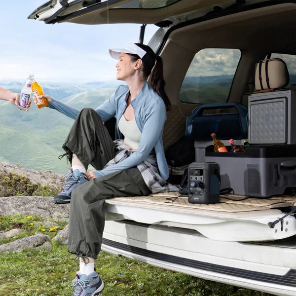 Anker SOLIX C300X DC Portable Power Station with 100W Fast Charger